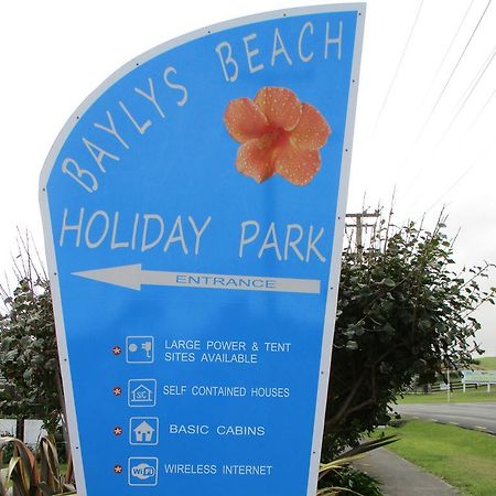 Baylys Beach Holiday Park מראה חיצוני תמונה