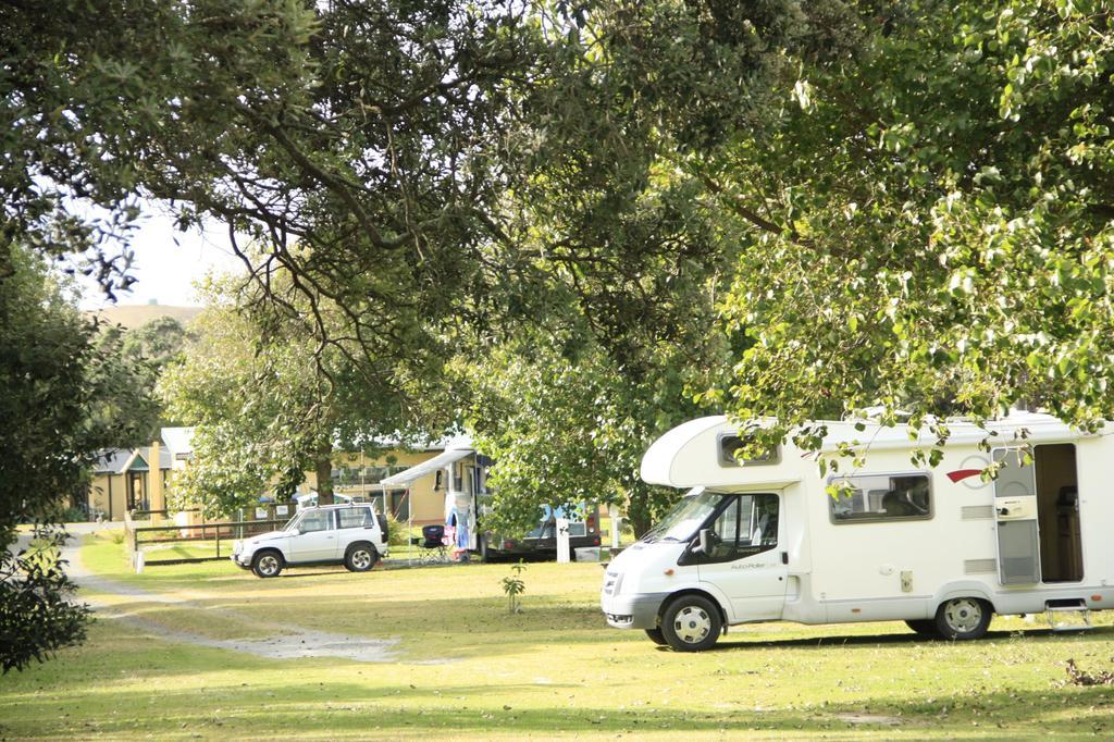 Baylys Beach Holiday Park מראה חיצוני תמונה
