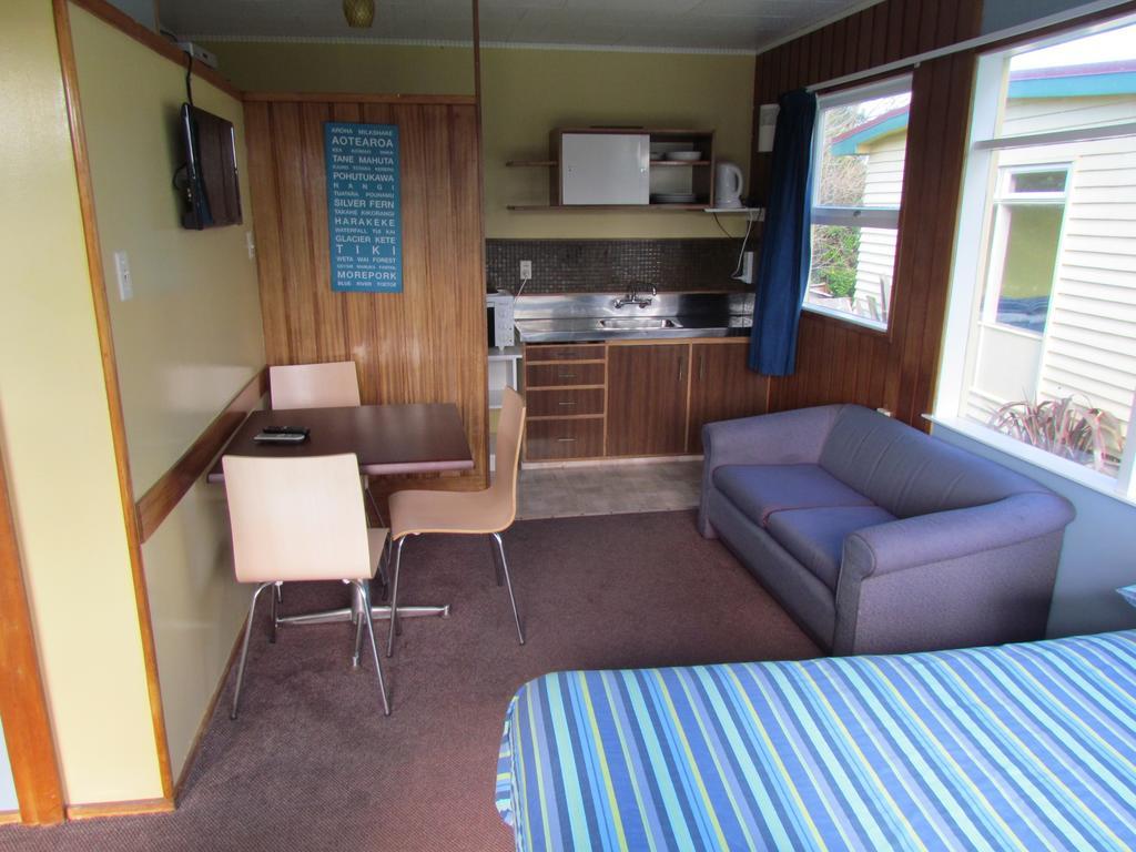 Baylys Beach Holiday Park חדר תמונה